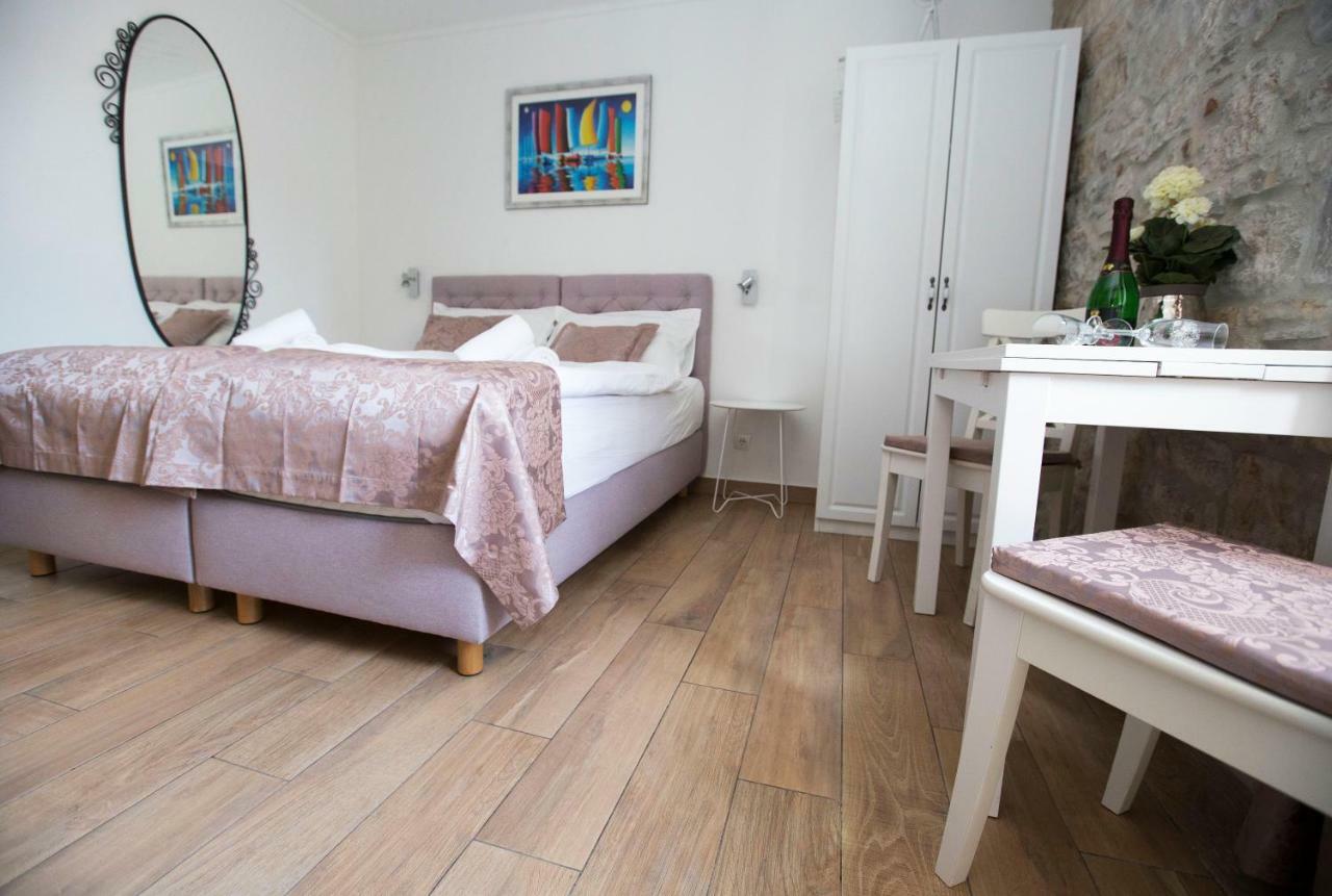 ספליט Guest House Paradise מראה חיצוני תמונה